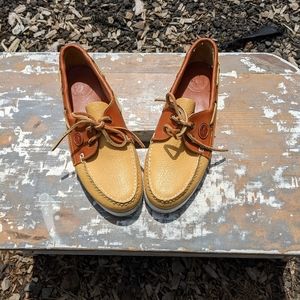 Dooney & Bourke leather loafers mustard yellow women 8 1/2